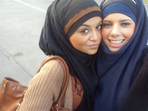 Warming Up Virgin Teen In Hijab Later For Threesome. . Lesbian porn arab